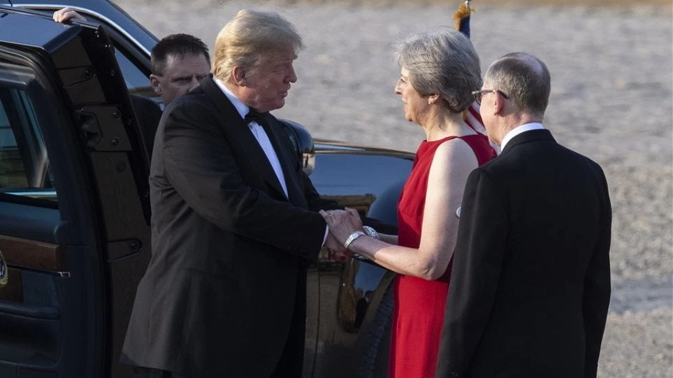 Ο Τραμπ «βάζει φωτιές» στη Μέι: Της είπα πώς να κάνει το Brexit αλλά δεν με άκουσε – Καλός για πρωθυπουργός ο Τζόνσον